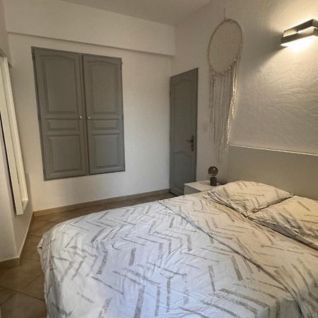 Fabuleux Logement Le Beausset Exteriör bild